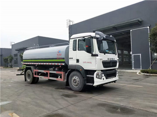 國(guó)六重汽豪沃14方灑水車(chē)特價(jià)促銷！整車(chē)優(yōu)惠4000元