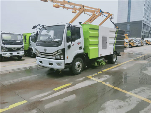現(xiàn)車(chē)！現(xiàn)車(chē)！  東風(fēng)3800軸距玉柴165馬力8方洗掃車(chē)