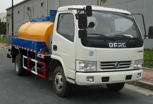 東風(fēng)福瑞卡3.96立方瀝青灑布車(chē)