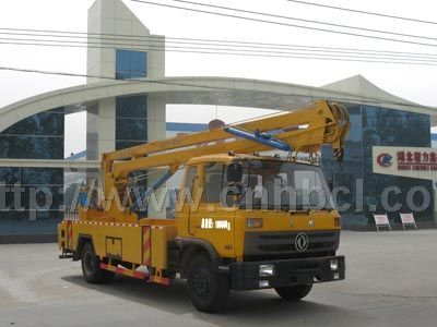 國(guó)四東風(fēng)153高空作業(yè)車